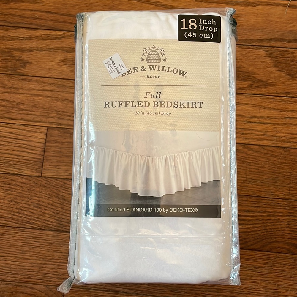 Bee & Willow full size bedskirt